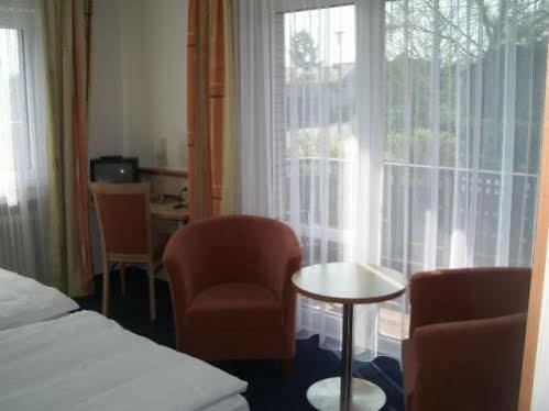 Airport Karsten 3* Köln
